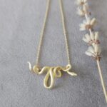 El Yapımı Minimalist Altın Kaplama Gümüş Yılan Kolye